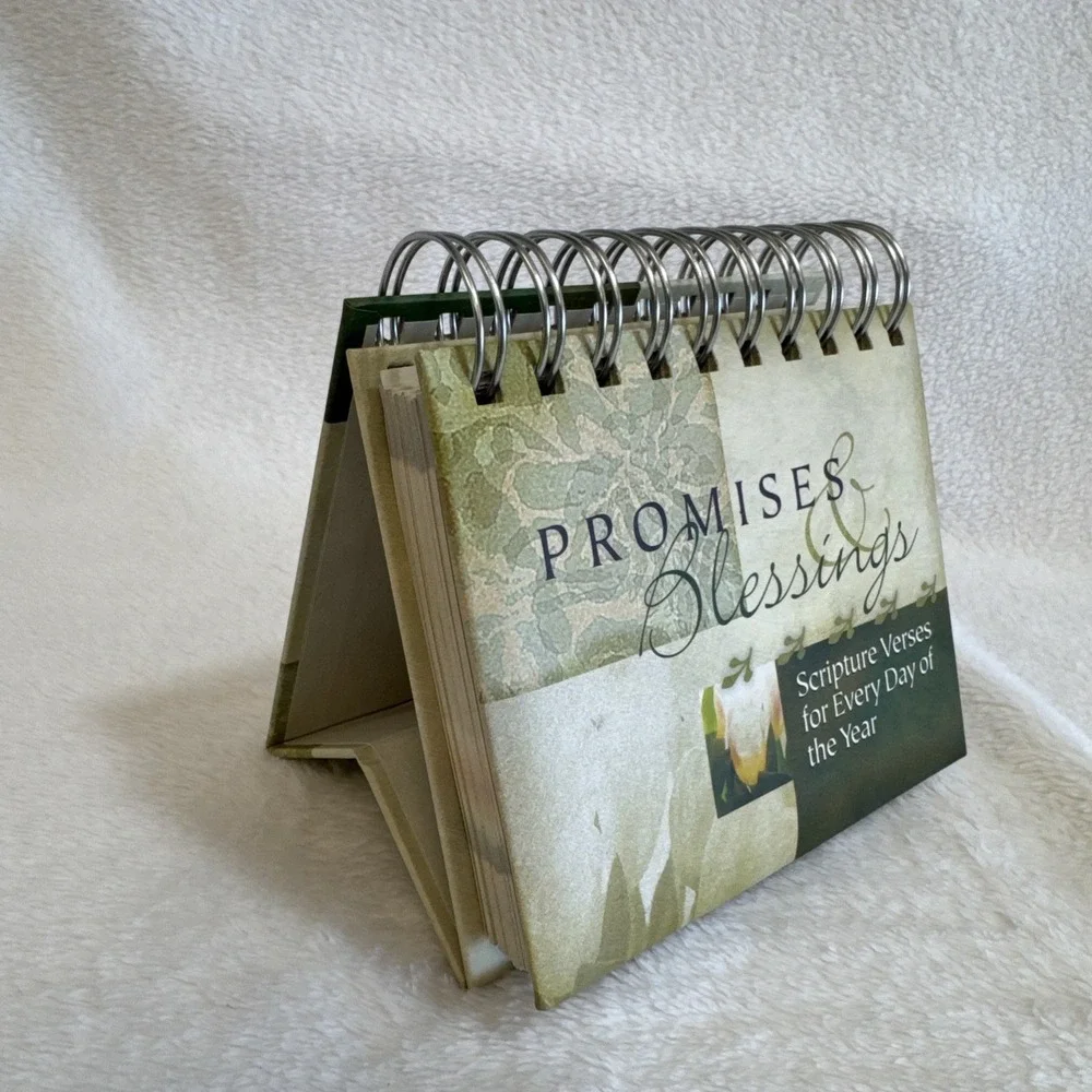 DaySpring Promises & Blessings Perpetual Flip Calendar Scripture Verses DS 16766